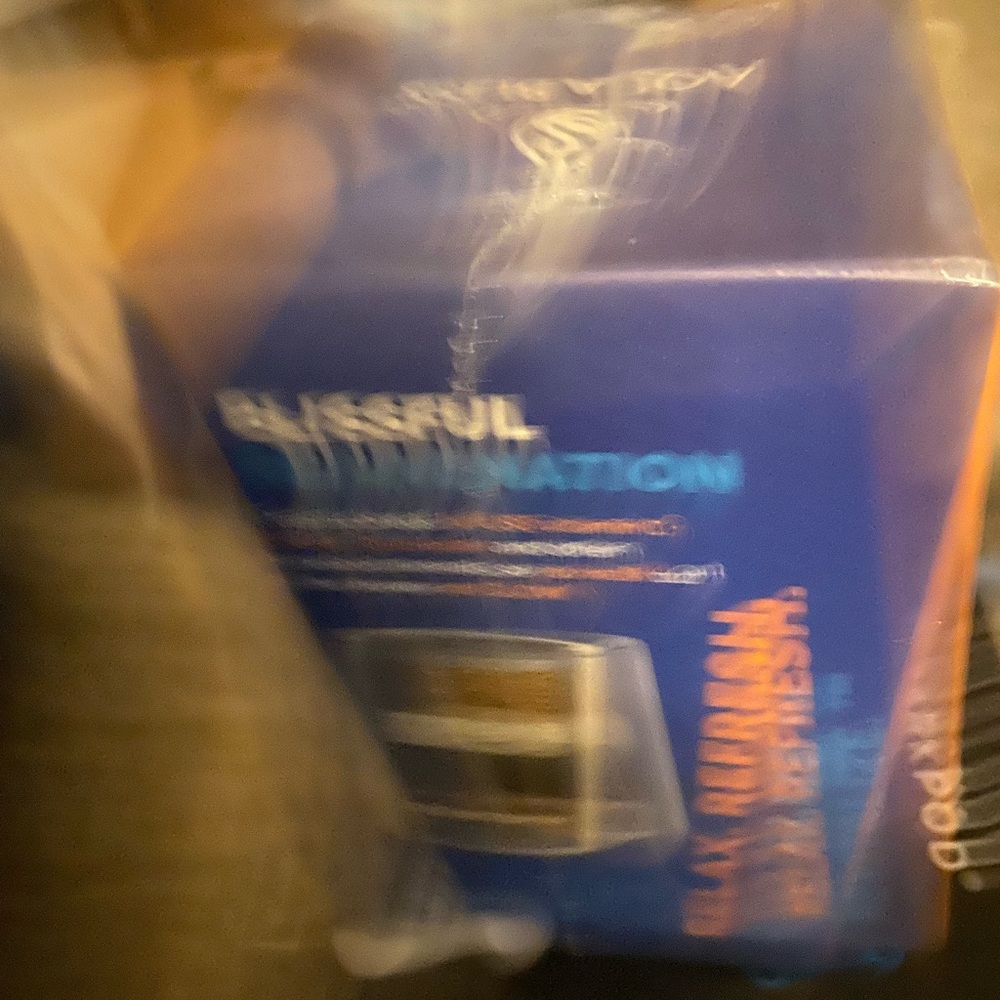 Stuff - Picture 2 of 16